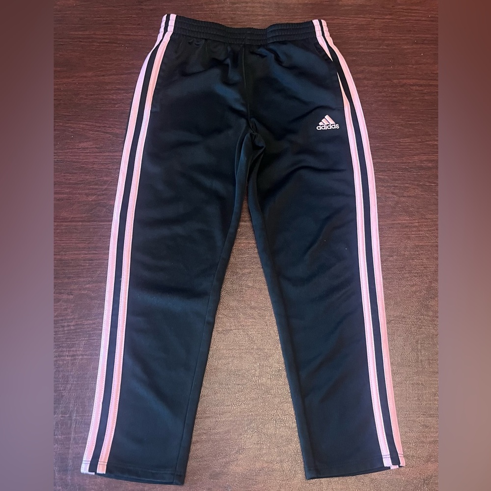 Girl 2pc ADIDAS Track Suit - Picture 3 of 8